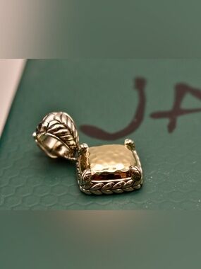 JAI Pendant Enhancer